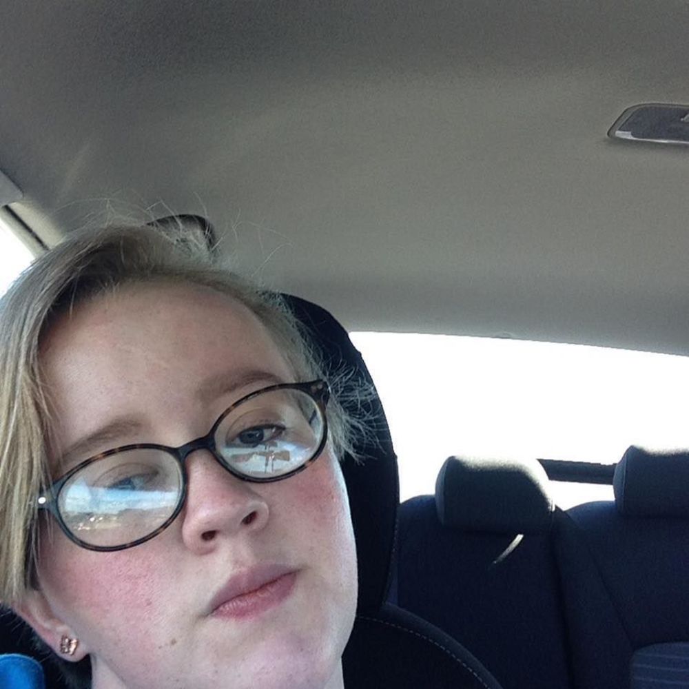 Meet your Posher, April